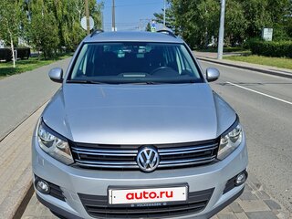 2016 Volkswagen Tiguan Euro 6 I Рестайлинг, серебристый, 1570000 рублей, вид 2