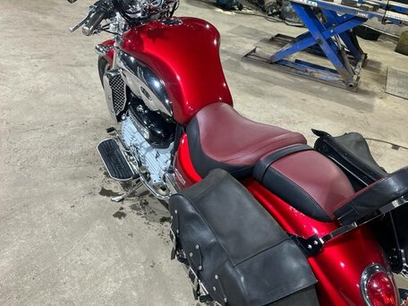 2005 Triumph Rocket III, красный, 780000 рублей, вид 3