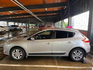 2011 Renault Megane III, серебристый, 700000 рублей, вид 3