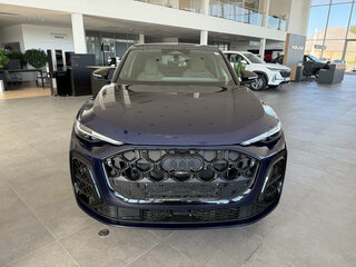 2026 Audi Q5 Sportback TFSI quattro S tronic II (GU), синий, 9200000 рублей, вид 2