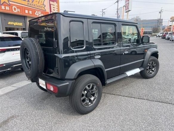 2026 Suzuki Jimny IV, чёрный, 2200000 рублей - вид 3