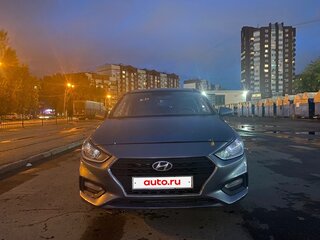 2017 Hyundai Solaris II, серый, 899999 рублей, вид 1