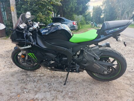 2009 Kawasaki ZX-6R Ninja, чёрный, 700000 рублей, вид 2
