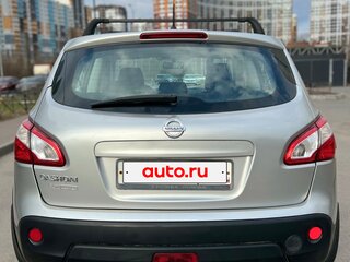 2011 Nissan Qashqai I Рестайлинг, серебристый, 1099000 рублей, вид 4