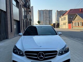 2013 Mercedes-Benz E-Класс 200 IV (W212, S212, C207) Рестайлинг, белый, 1800000 рублей, вид 2