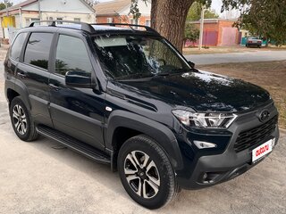 2024 Lada (ВАЗ) Niva Travel I, чёрный, 1120000 рублей, вид 2