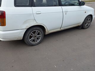 1997 Daihatsu Pyzar I, белый, 180000 рублей, вид 2