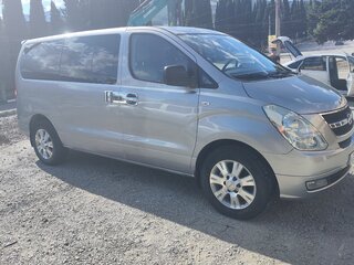 2015 Hyundai Grand Starex I, серый, 2450000 рублей, вид 3