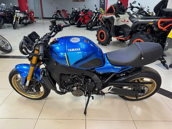 2022 Yamaha XSR900, синий, 1020000 рублей - вид 1