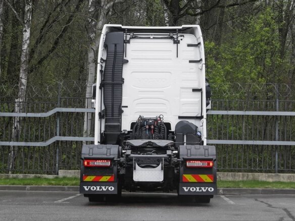 2023 Volvo FH, белый, 17100000 рублей - вид 7