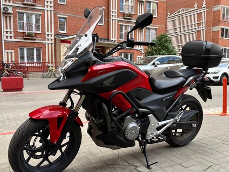 2012 Honda NC 700X, красный, 530000 рублей, вид 4