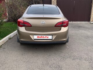 2013 Opel Astra J Рестайлинг, бежевый, 650000 рублей, вид 3