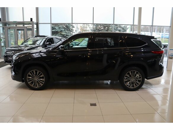 2026 Toyota Highlander IV (XU70), чёрный - вид 8