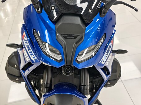 2025 BMW R 1300 RS, синий, 2150000 рублей, вид 3
