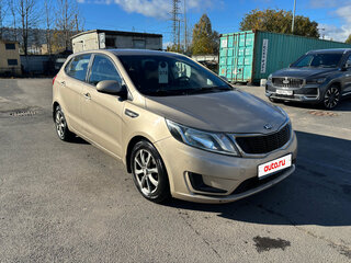 2013 Kia Rio III, бежевый, 699000 рублей, вид 3