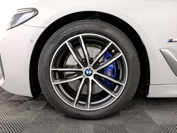 2021 BMW 5 серии 520i VII (G30/G31/G38) Рестайлинг, белый, 4350000 рублей - вид 17
