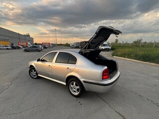 2002 Skoda Octavia I (A4) Рестайлинг, серебристый, 340000 рублей, вид 5