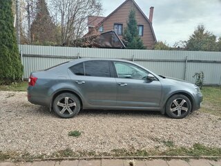 2016 Skoda Octavia III (A7), серый, 1090000 рублей, вид 3
