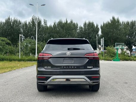 2021 Volkswagen Tayron I, чёрный, 2350000 рублей, вид 5