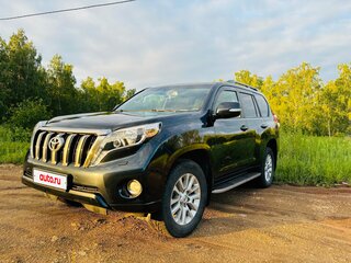2016 Toyota Land Cruiser Prado 150 Series Рестайлинг 1, чёрный, 3600000 рублей, вид 4