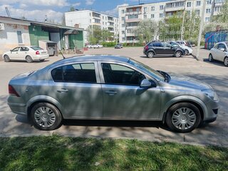 2011 Opel Astra H Рестайлинг, серый, 490000 рублей, вид 4