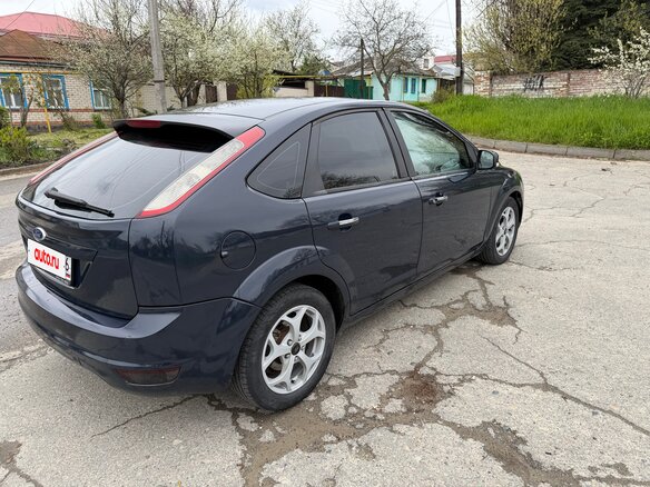 2011 Ford Focus II Рестайлинг, синий, 455000 рублей - вид 2