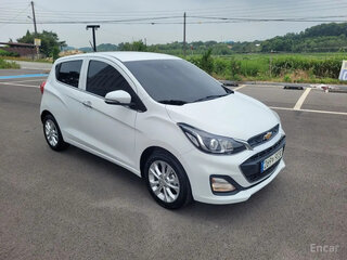2022 Chevrolet Spark IV Рестайлинг, белый, 912000 рублей, вид 3