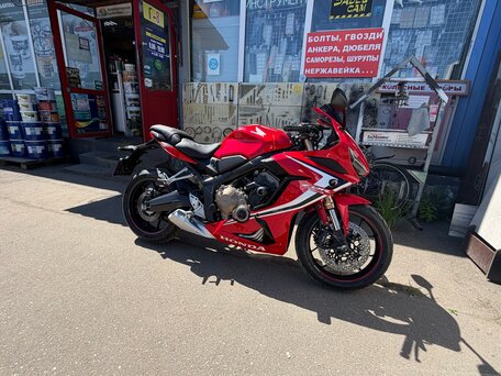 2020 Honda CBR 650R, красный, 1000000 рублей, вид 3