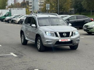 2016 Nissan Terrano III (D10), серебристый, 935000 рублей, вид 3