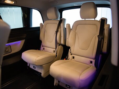 2026 Mercedes-Benz V-Класс Extra Long 300 d экстра длинный III (W447) Рестайлинг 2, чёрный, 14850000 рублей, вид 3