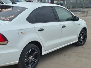 2017 Volkswagen Polo V Рестайлинг, белый, 650000 рублей, вид 5