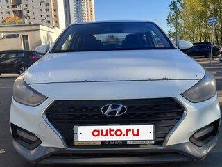 2019 Hyundai Solaris II, белый, 625000 рублей, вид 1
