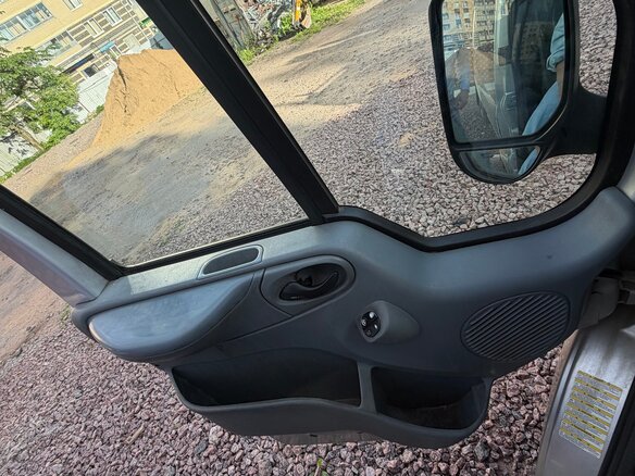 2012 Ford Transit, серебристый, 1000000 рублей - вид 13