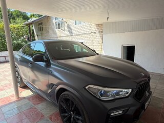 2020 BMW X6 40d III (G06), серый, 7200000 рублей, вид 3