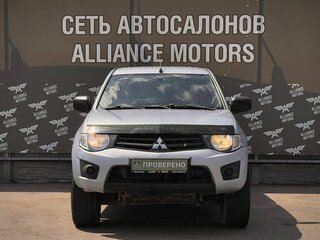 2010 Mitsubishi L200 IV, серебристый, 1249000 рублей, вид 2