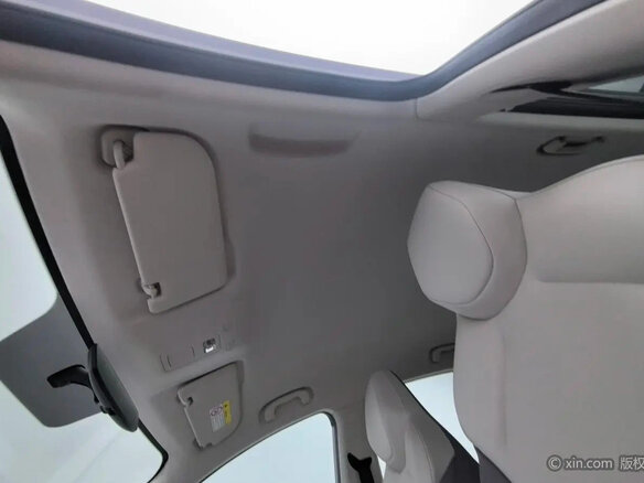 2026 MG 4 EV 42.8 kWh II, фиолетовый, 1530000 рублей - вид 15