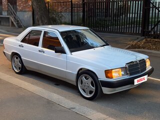 1989 Mercedes-Benz 190 (W201), белый, 700000 рублей, вид 4