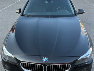 2014 BMW 5 серии 520i VI (F10/F11/F07) Рестайлинг, чёрный, 1770000 рублей, вид 3