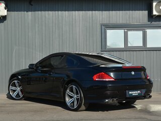2007 BMW 6 серии 650i II (E63/E64) Рестайлинг, чёрный, 1999999 рублей, вид 4