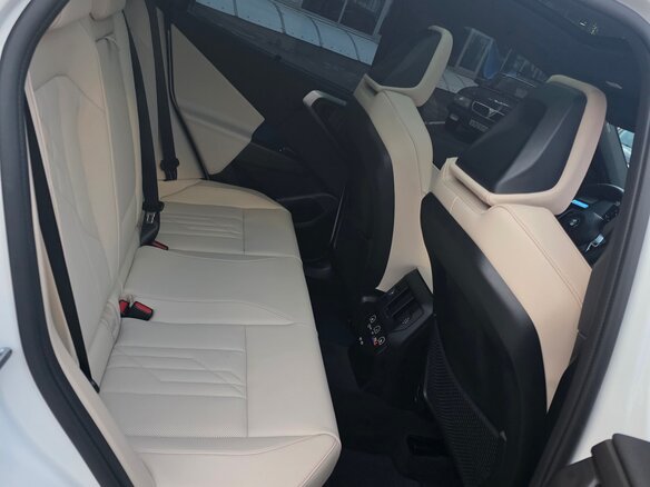 2025 BMW X3 20i xDrive IV (G45/G48), белый - вид 22
