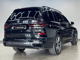 2022 BMW X7 40i I (G07) Рестайлинг, чёрный, 10500000 рублей, вид 5