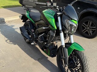 2020 Bajaj Dominar 400, зелёный, 340000 рублей, вид 1
