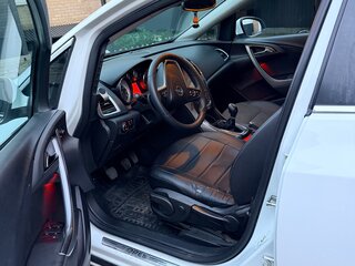 2012 Opel Astra J, белый, 850000 рублей, вид 4