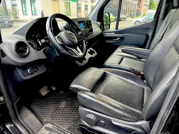 2021 Mercedes-Benz Sprinter, чёрный, 4500000 рублей - вид 11