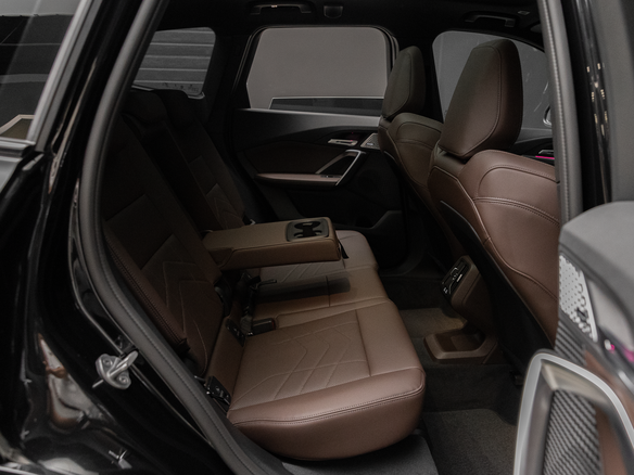 2025 BMW X1 20i xDrive III (U11/U12), чёрный - вид 25