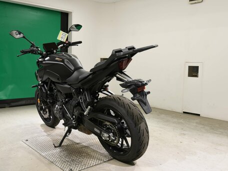 2024 Yamaha MT-07 (FZ-07), чёрный, 910000 рублей, вид 5