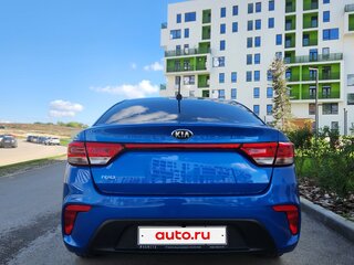 2017 Kia Rio III Рестайлинг, синий, 1350000 рублей, вид 5