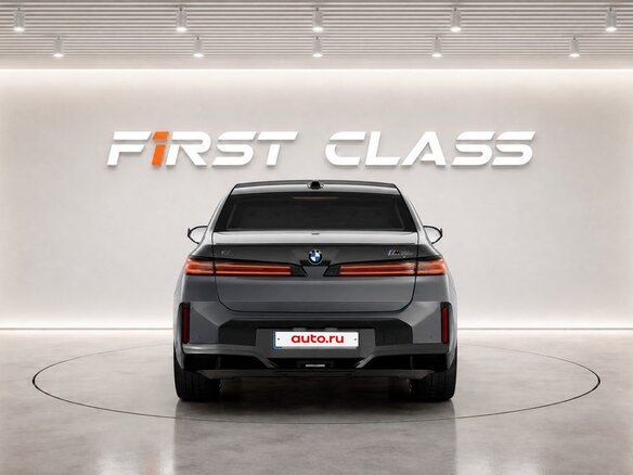 2026 BMW 7 серии M760e xDrive VII (G70) Рестайлинг, серый, 26000000 рублей - вид 3
