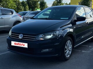 2016 Volkswagen Polo V Рестайлинг, серый, 920000 рублей, вид 1