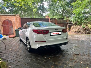 2015 Kia Optima III Рестайлинг, белый, 1350000 рублей, вид 1